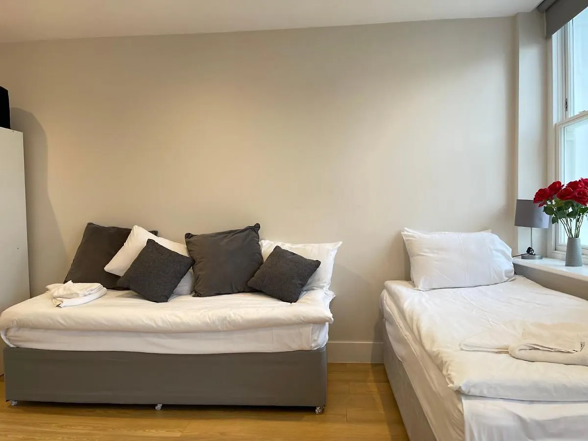 ***  Large Group Party Penthouse Hotel Brighton United Kingdom