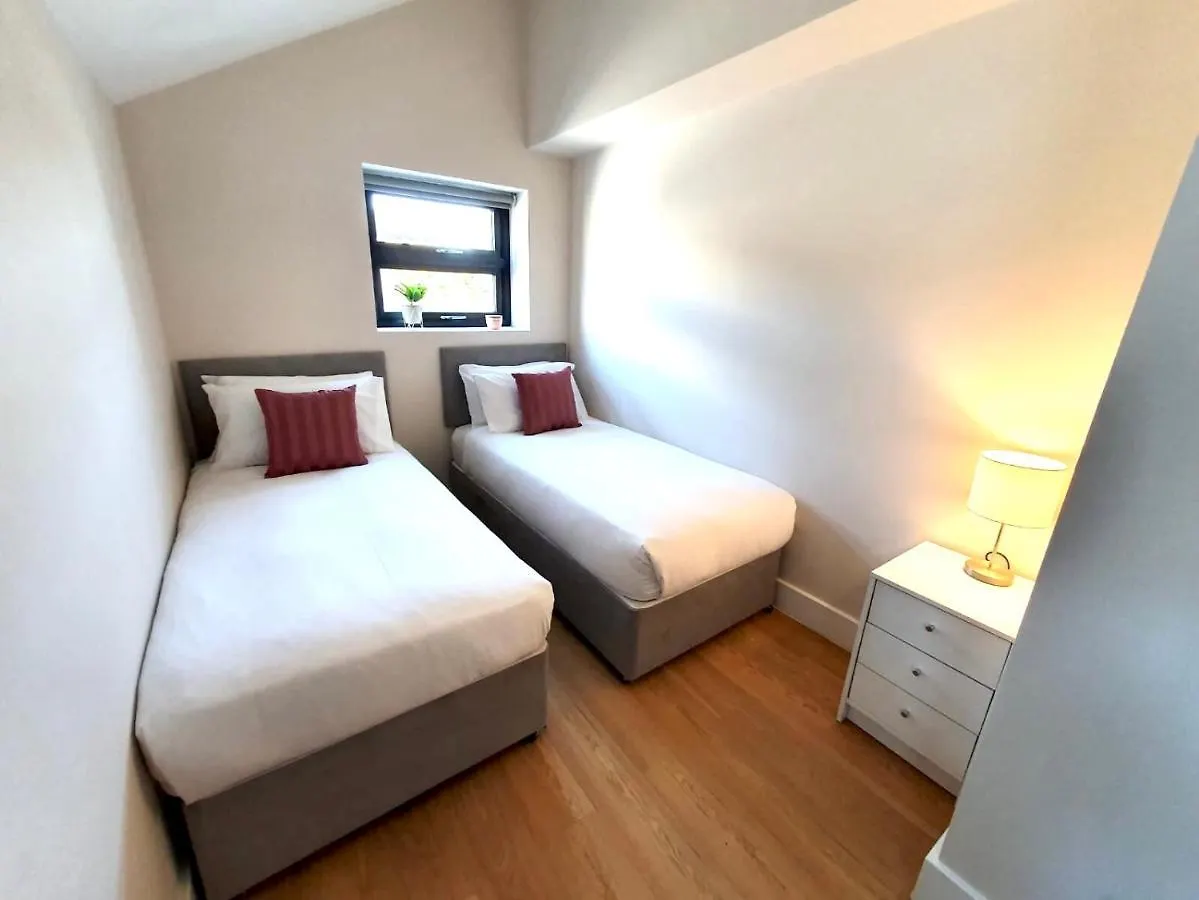 Large Group Party Penthouse Hotel Brighton 3*,